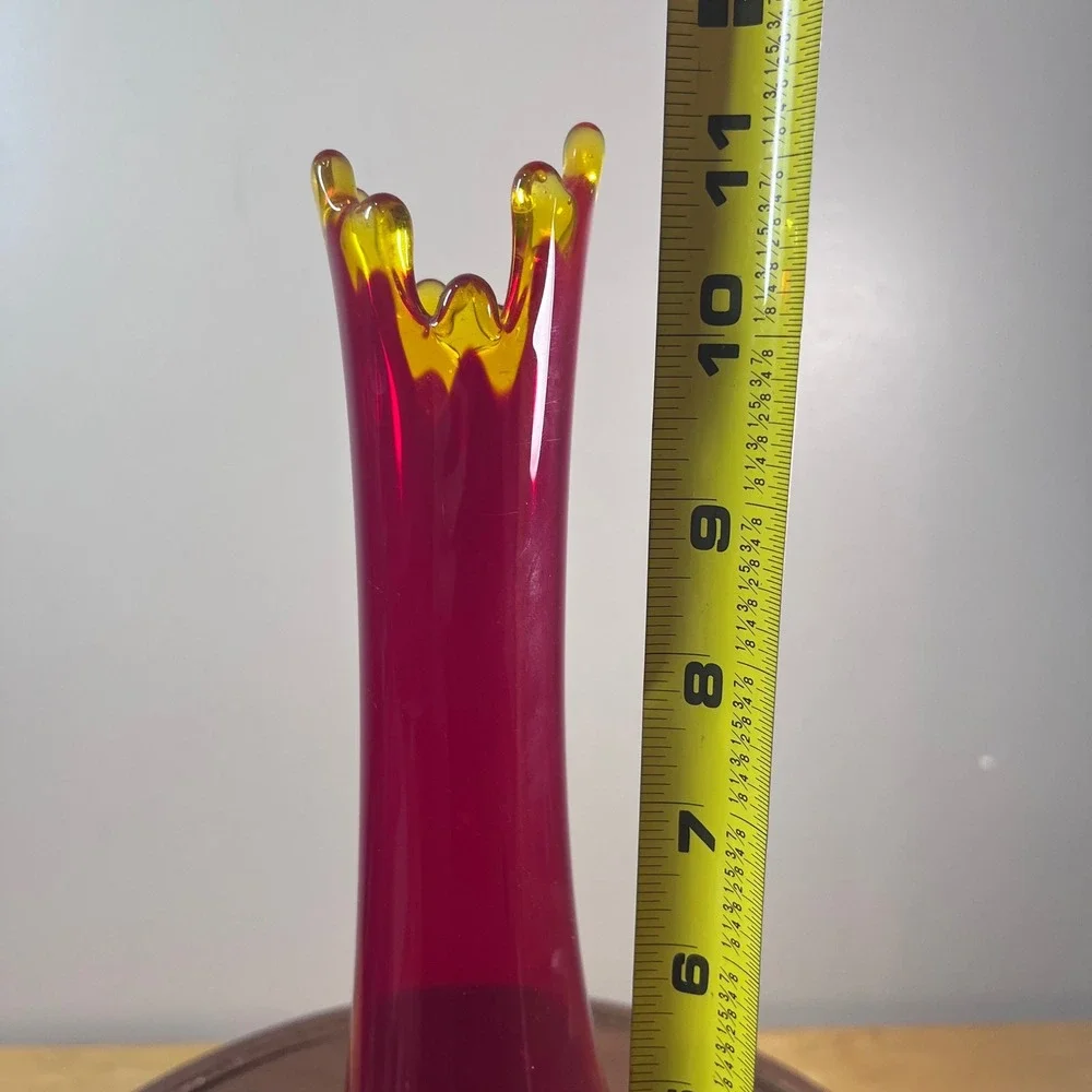 Vtg LE Smith 3 Toed Swung Vase Amberina Red Yellow Glass 11.25
